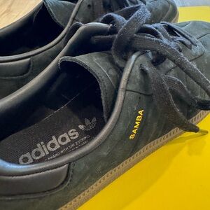 Never worn monochromic black on black sambas. Come with original box